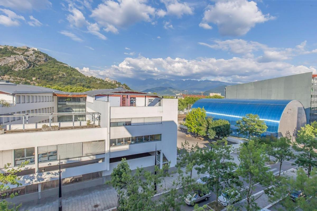 Standing Europole, Garage Prive, Calme, Netflix Apartment Grenoble Luaran gambar